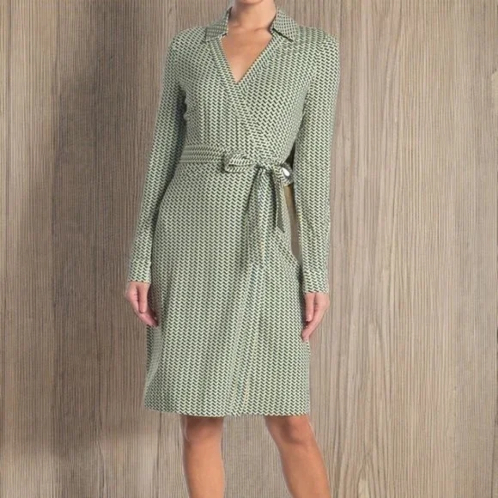 Diane Von Furstenberg Geometric Printed Jersey Knit Jeanne Two Wrap Mini Dress M
